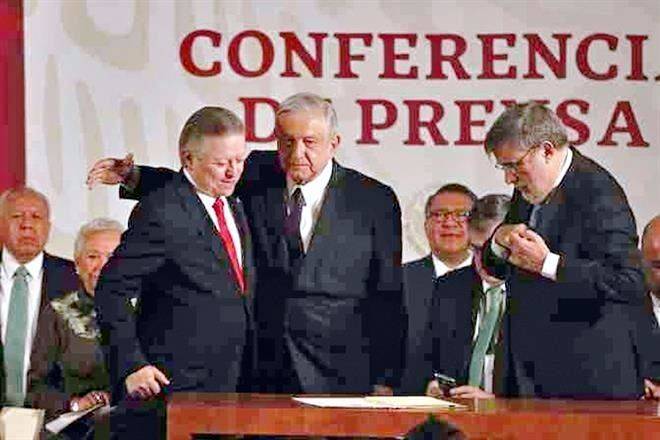 Cuestionan diputados visitas de Zaldívar a AMLO