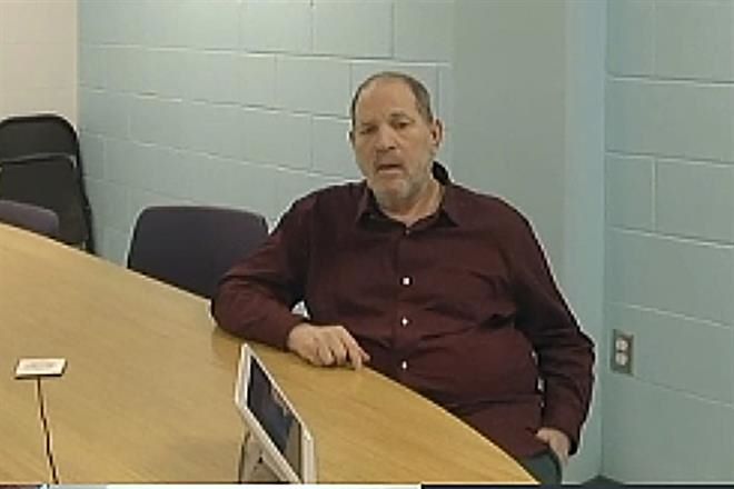 Traslado de Weinstein enfrenta oootro retraso