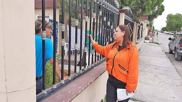 Crece aceptación de Brenda Flores y MC