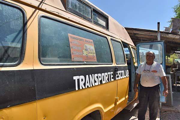 Se mantiene estático el transporte escolar