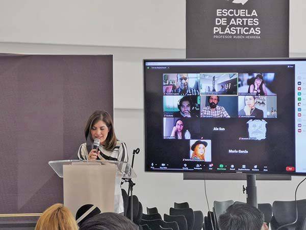 Entregan constancias de capacitación para el cine