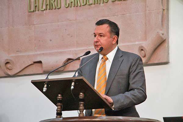 Exigen atención para ejidatarios y mineros