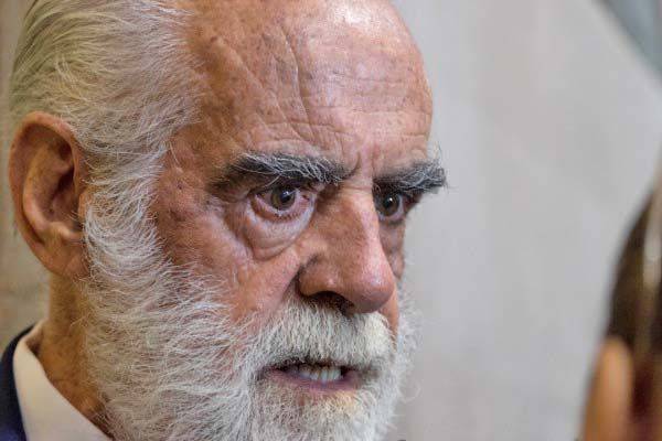 De Cevallos envía carta a AMLO y advierte denuncia de hechos
