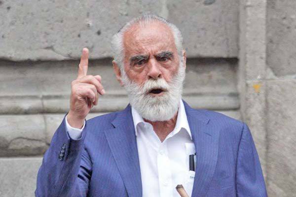 Diego Fernández denuncia a AMLO ante FGR por acusarlo de traidor