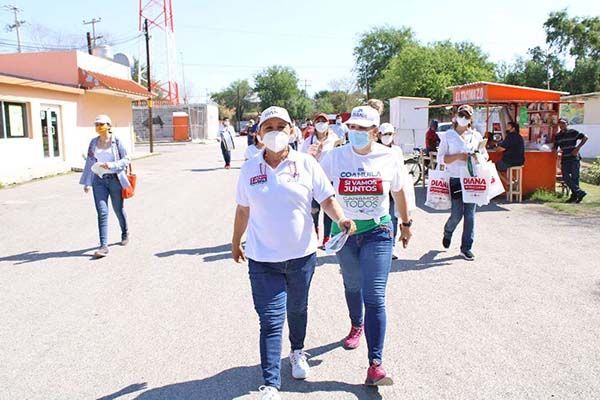 AGUJITA LE BRINDA EL APOYO A DIANA HARO