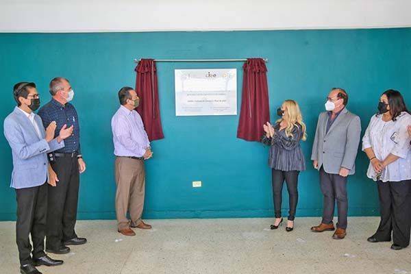 Celebra Marcela Gorgón 50 aniversario del CREE