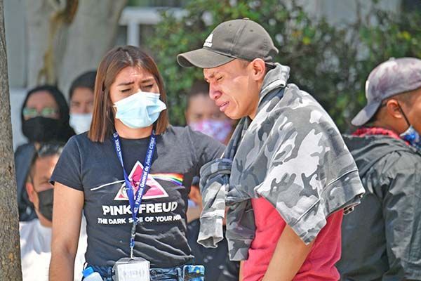 No se fueron hasta que dieron con sus familiares