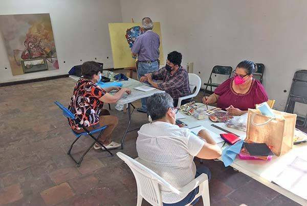 Reanuda actividades “La Puerta Morada”