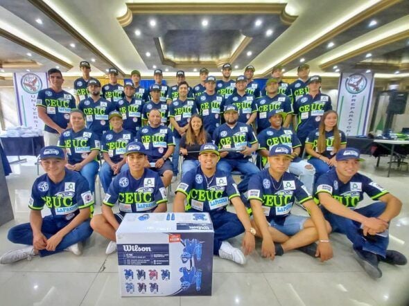 El CEUC hace la presentación de uniformes