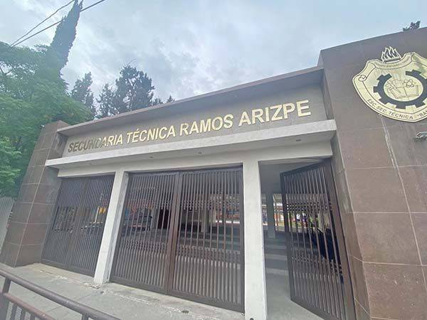 Regresan 4 escuelas a clases presenciales