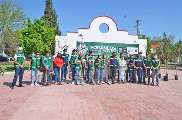 Foráneos Responsables reforestan sector Sierrita