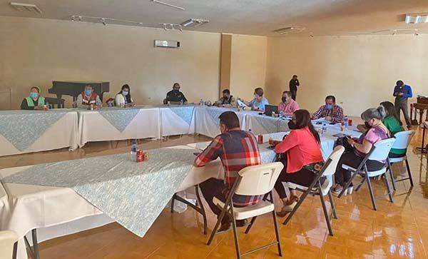 Acuerdan resguardar las escuelas públicas