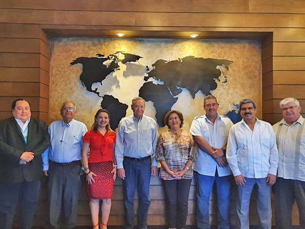 Designan a ganadores de Presea Magisterial