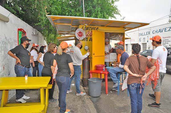 Impulsará Remberto a comerciantes locales