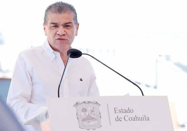 Se abren 180 escuelas en clases presenciales