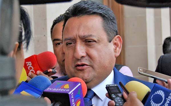 No se vacunaron 400 maestros de Coahuila