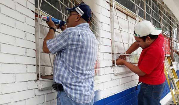 Integran 19 escuelas a clases presenciales