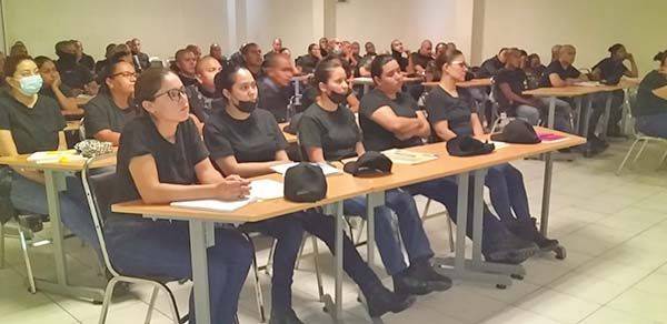 Capacita Turismo a Cadetes de Policía