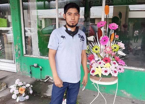 Cierre de panteones afectará a floristas