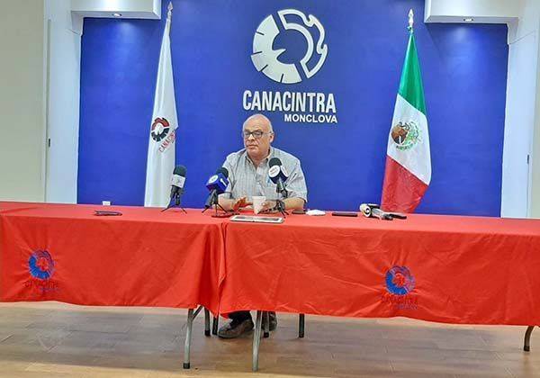 Solicitarán que vacuna para 40’s se aplique en empresas