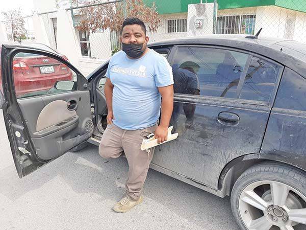 Vendió su auto para sobrevivir sin empleo