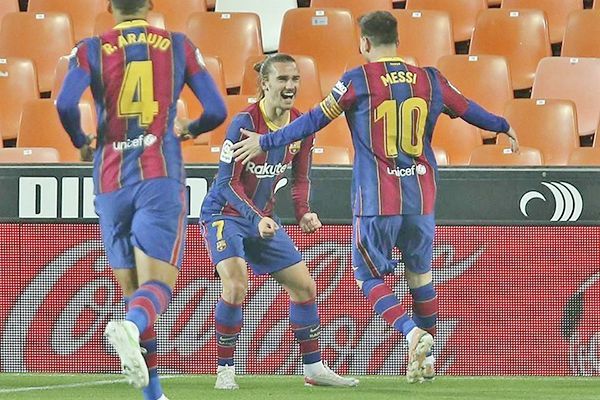 Investigarán reunión del Barsa en casa de Messi