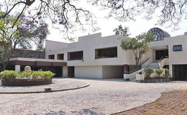 Casas del «Chapo» y» El Señor de los Cielos», en rifa del gobierno