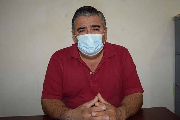 Exhortan a vacunarse a obreros de 50 y más