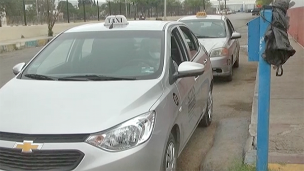Advierten taxistas aumento de tarifa