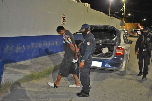 Drogadicto alucina en Colinas de Santiago