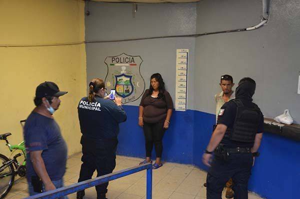 Escandaliza pareja en Zona Centro