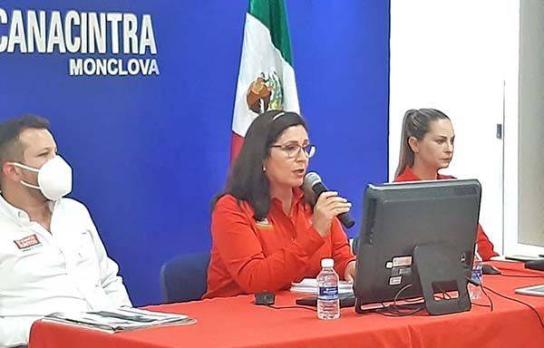 Proyectos alcanzables presenta Lupita Murguía