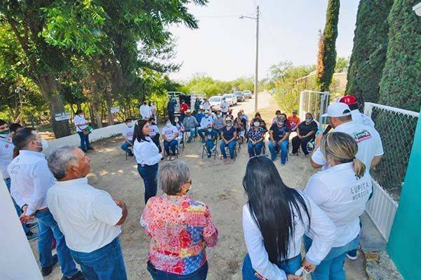 Con paso firme Lupita Murguía