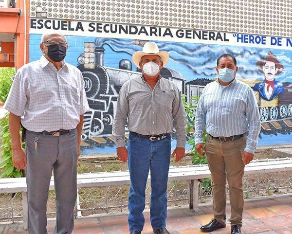 Felicita Lencho a los maestros