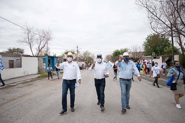 Un buen proyecto sacará a Frontera adelante: AP