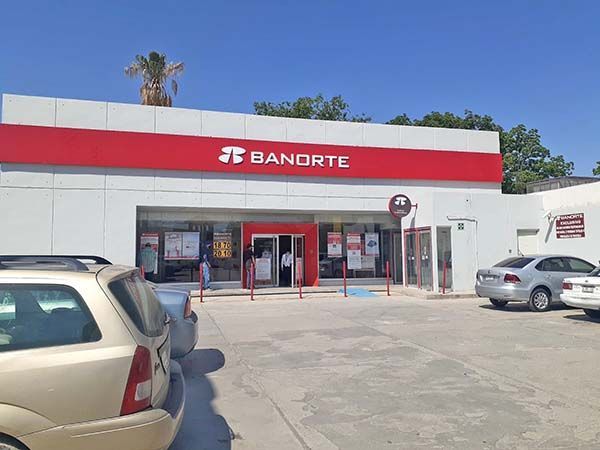 Dan pacazo a mujer; la despojan de 5 mil