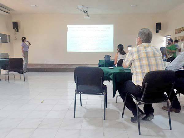 Capacita la CANACO sobre subcontratación