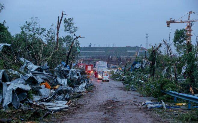 Dos tornados afectan Wuhan y Suzhu en China; hay 12 muertos y cientos de heridos