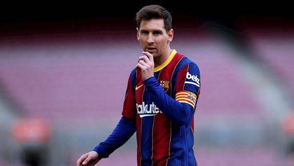 LIONEL MESSI, PRIMER FUTBOLISTA EN ANOTAR 30 O MÁS GOLES EN 9 TEMPORADAS DISTINTAS