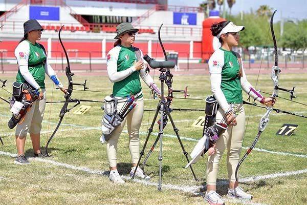 Plata para Ana Paula Vázquez