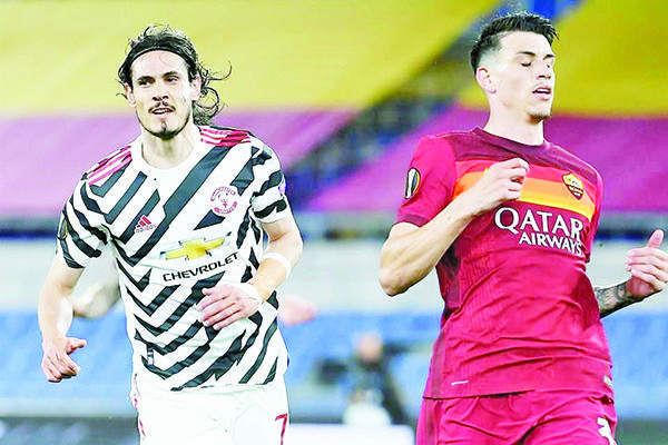 Entre Cavani y De Gea llevan al United a la Final