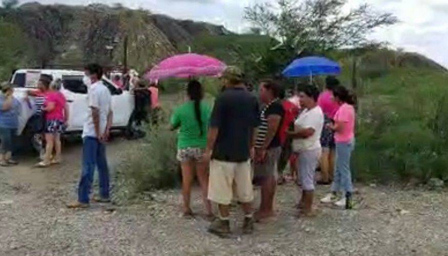 Reportan 7 mineros atrapados.