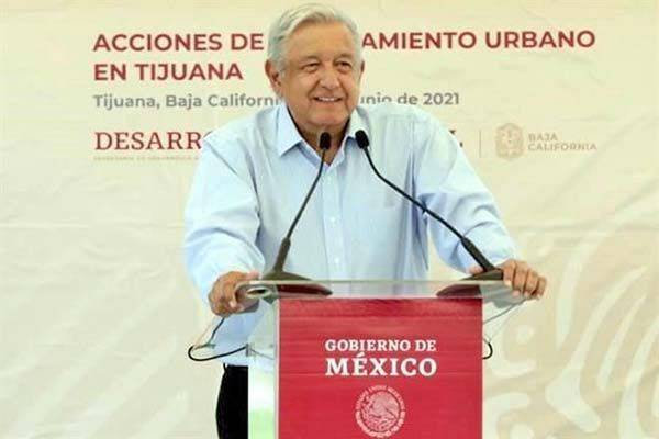 Gestiona AMLO ante EU abrir fronteras