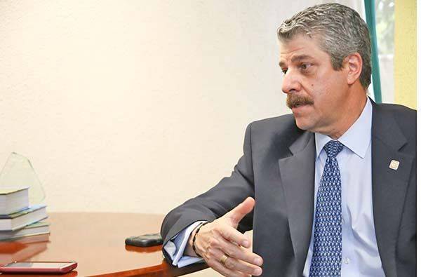 Adeuda Insabi $3 mil millones
