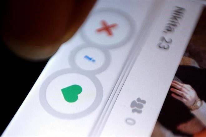 La enamoran en Tinder y estafan con $660 mil