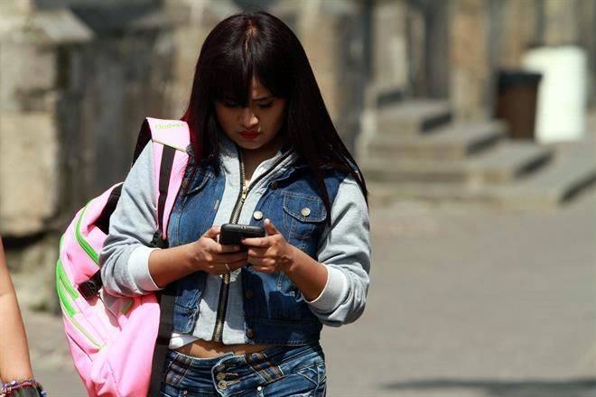 Manda Ministra a la congeladora padrón de telefonía