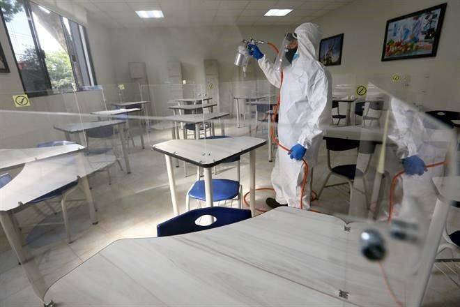 Corrige SEP a CDMX: sólo hay 2 casos de Covid en escuelas