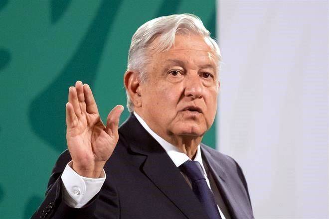 Denuncian a AMLO candidatos a diputados de Va por México