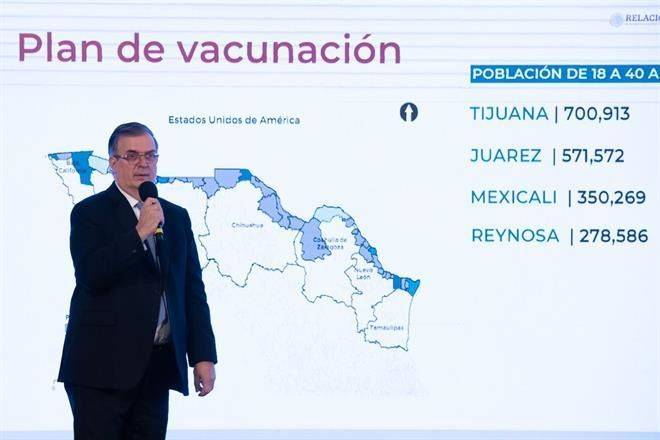 Vacunas donadas por EU van a frontera; buscan reapertura