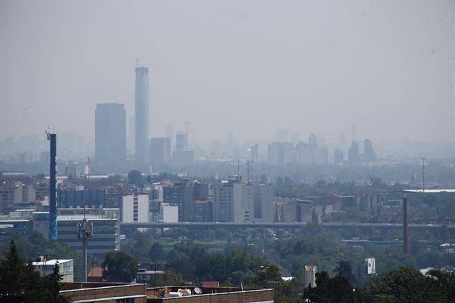 Declaran contingencia; restringen circulación a autos